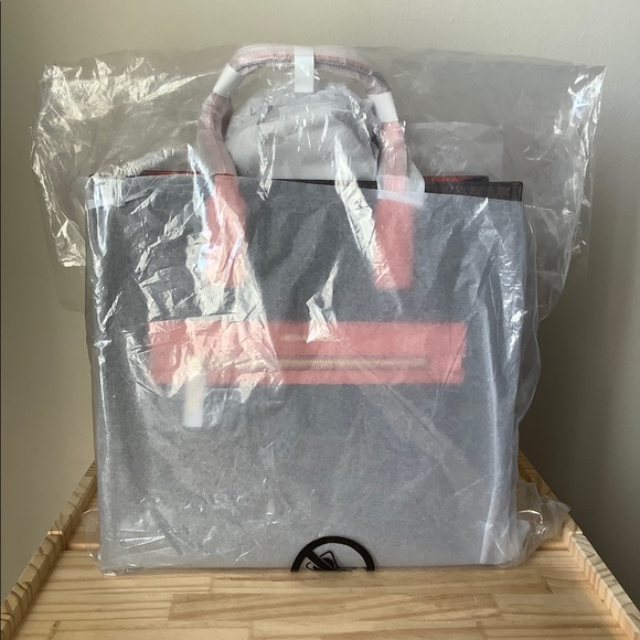 🌼Michael Kors Set - Picture 16 of 16